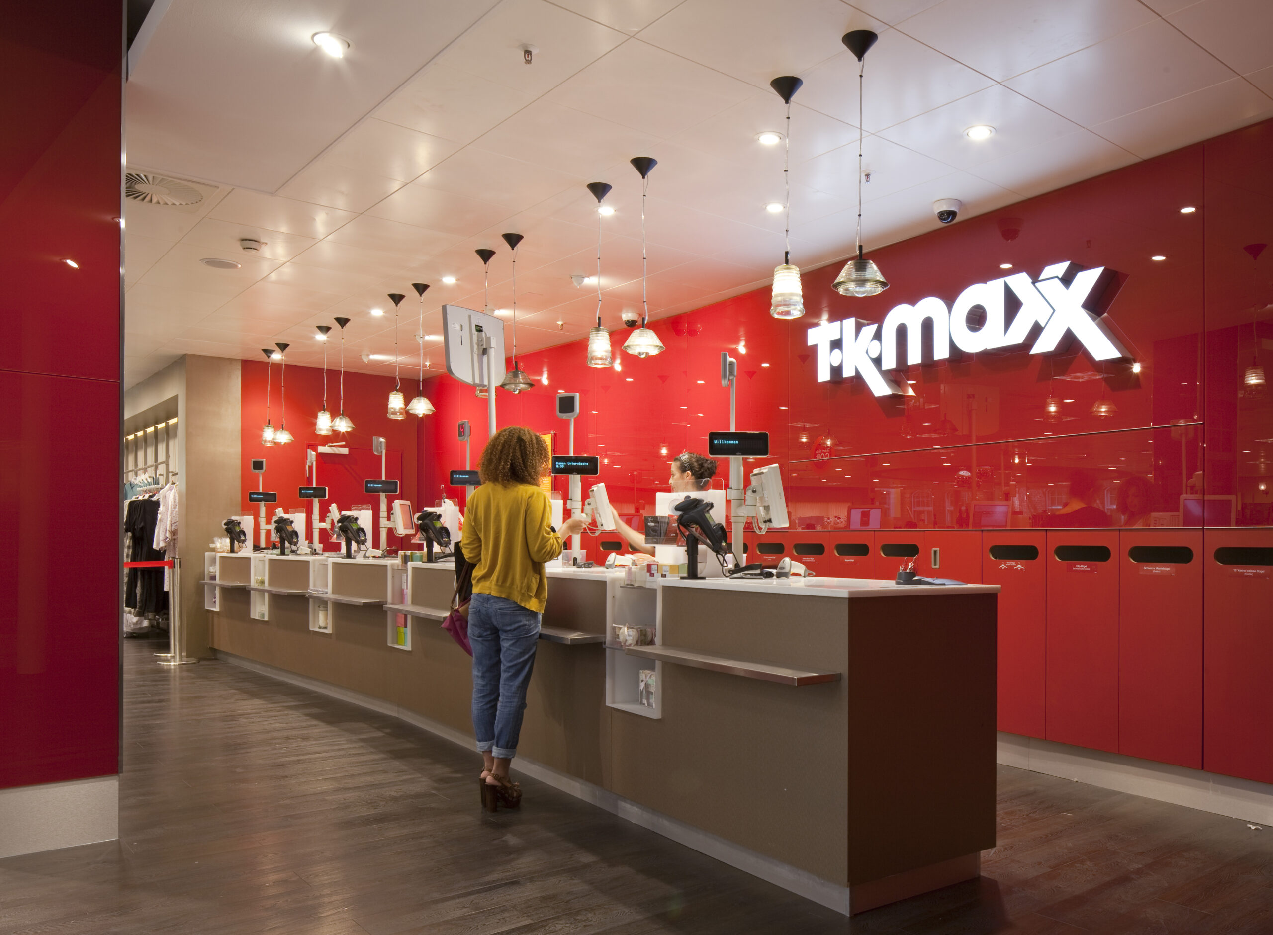 TK Maxx: Creating a space for exploration and immersion of products
